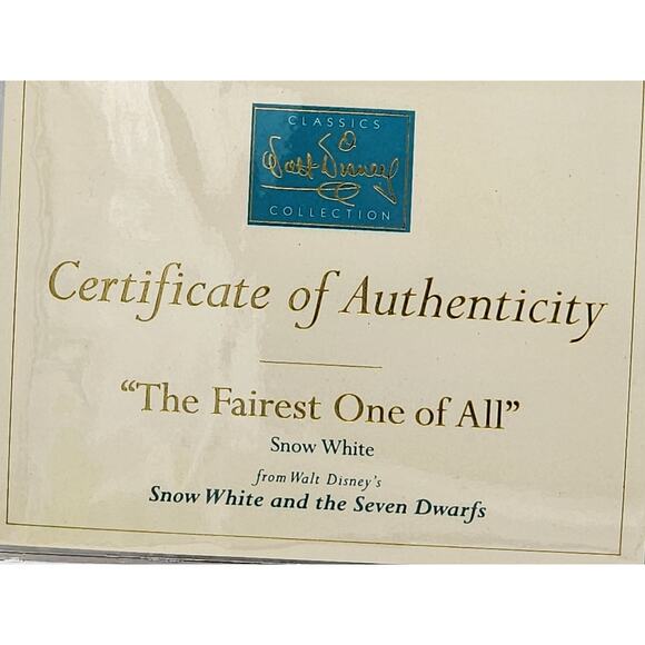 WDCC Disney Snow White Figurine The Fairest One Of All Box COA Collection - Picture 12 of 13